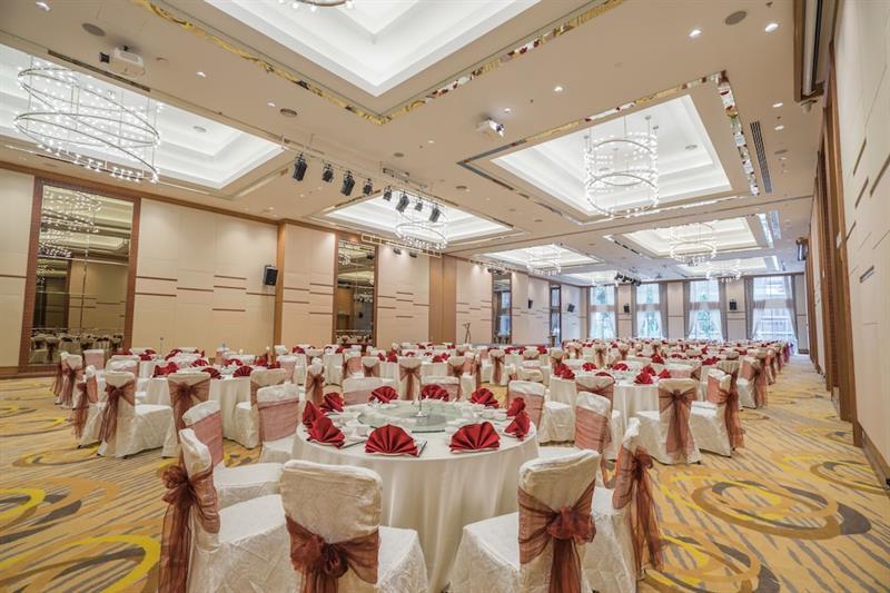 Zenith Hotel Путраджая Экстерьер фото The ballroom